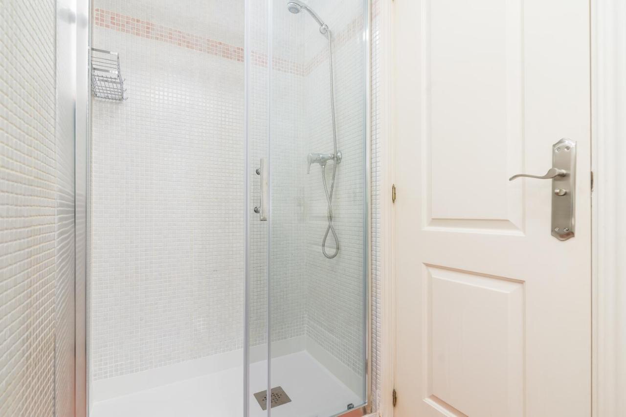 Precioso Apartamento Con Habitacion Separada En Centro Historico De Málaga Exterior foto